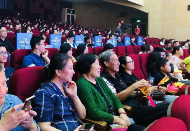 【要闻】罗彩霞被冒名上大学案今日开审