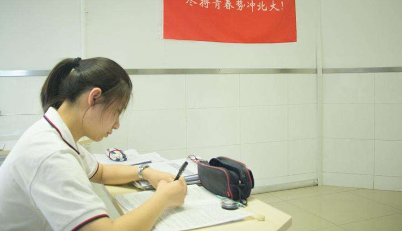 襄阳前线鞍山市疾控中心分工抗击疫情