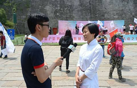 县九届人大常委会第二十五次会议召开